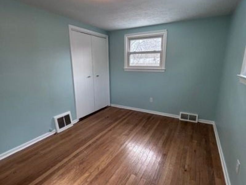 5930 Walbrook Street NW, Canton, OH 44718 Photo 9