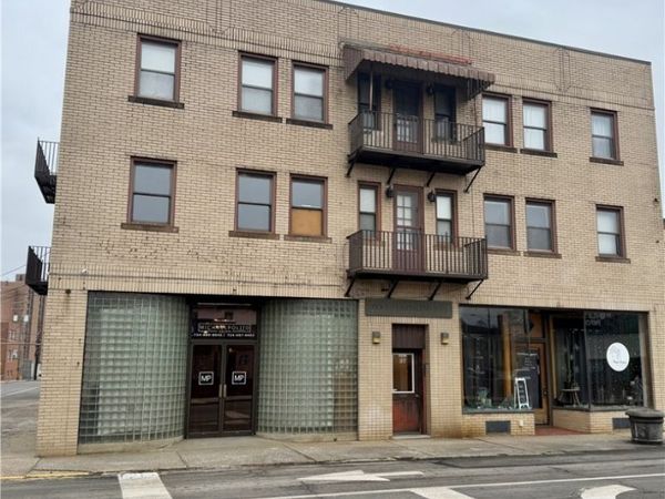 35 S Beeson Blvd, Uniontown, PA 15401