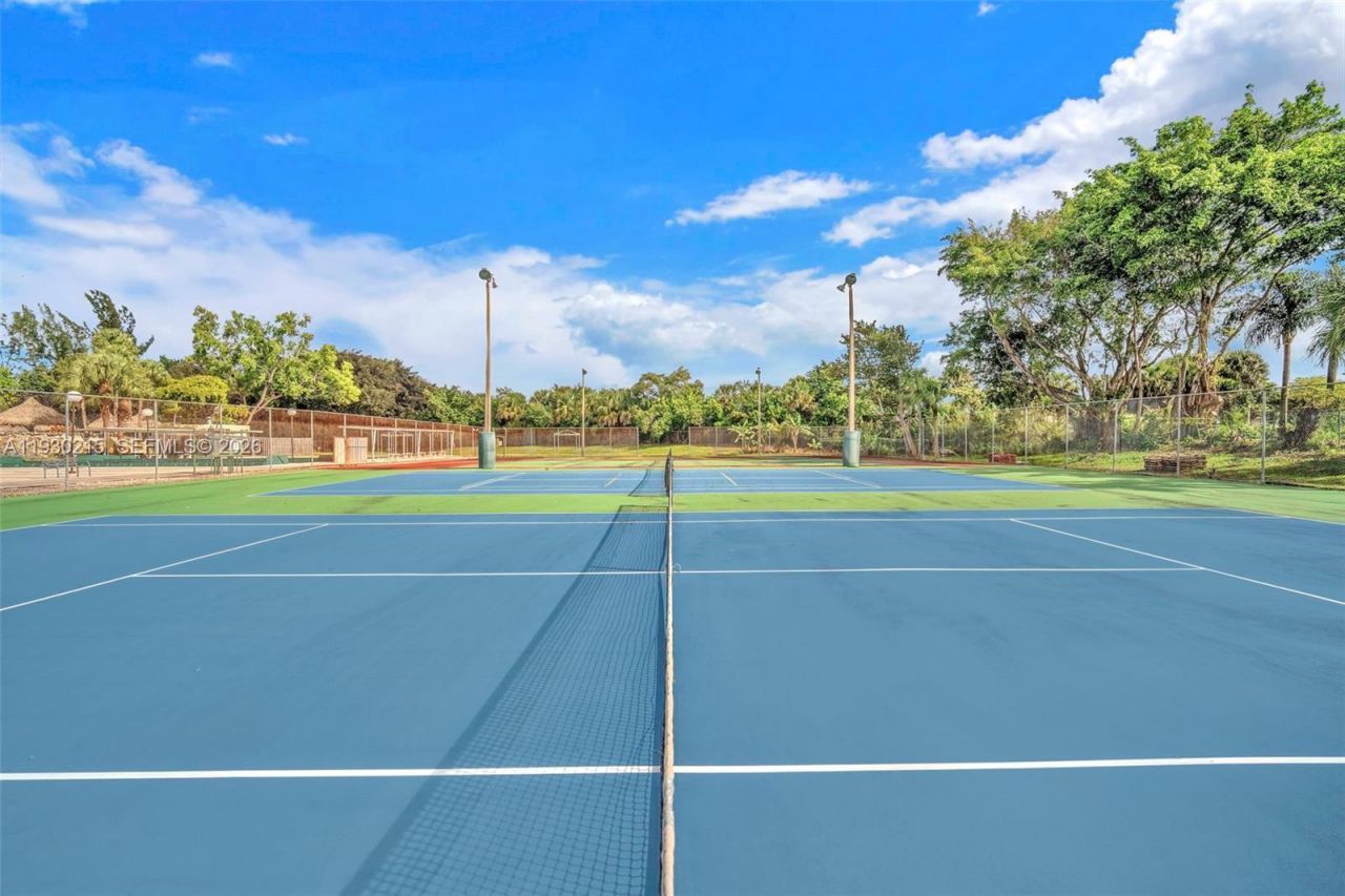 3100 Holiday Springs Blvd, Unit 304, Margate, FL 33063 Photo