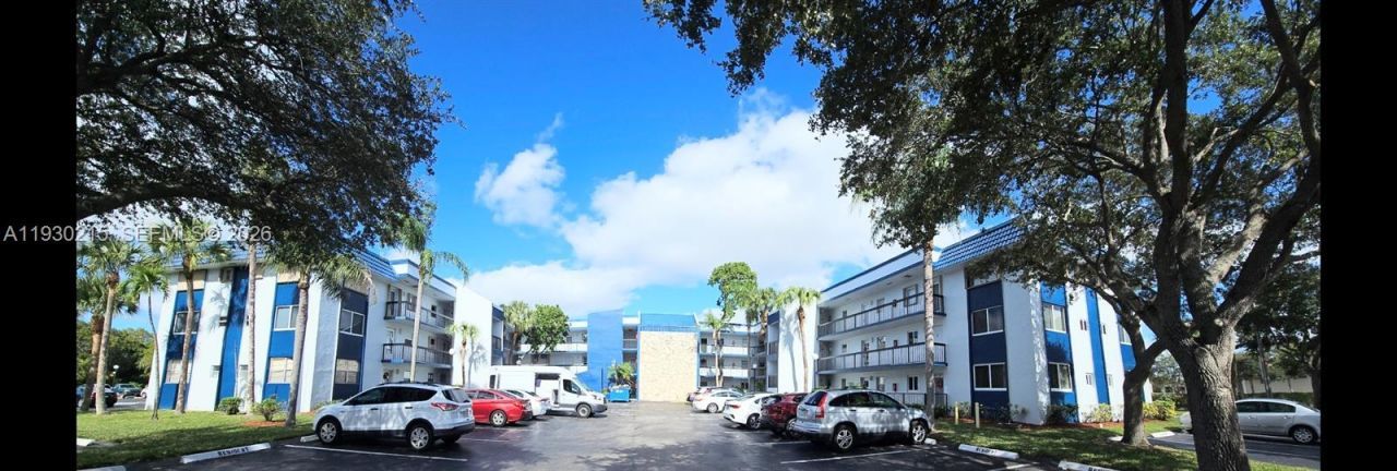 3100 Holiday Springs Blvd, Unit 304, Margate, FL 33063 Photo