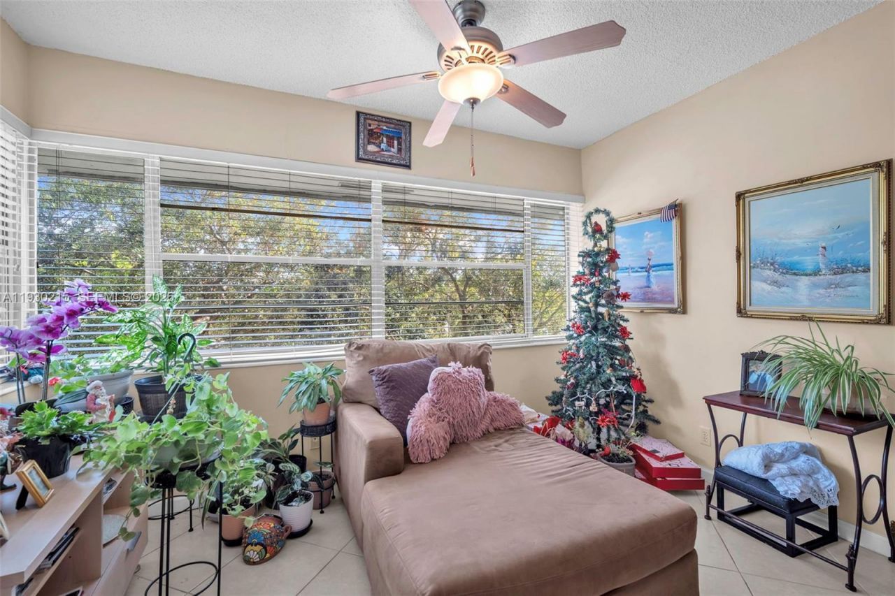 3100 Holiday Springs Blvd, Unit 304, Margate, FL 33063 Photo