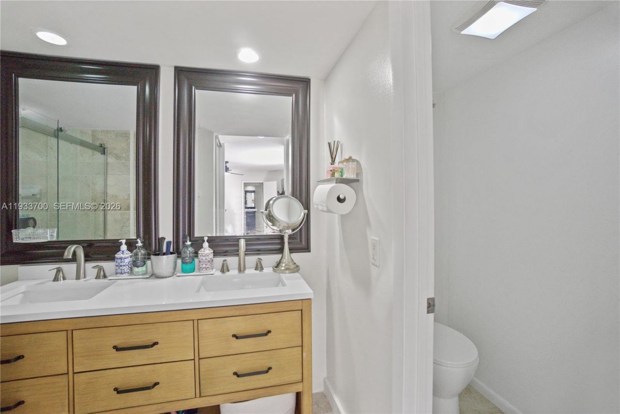 1003 10th Ter, Palm Beach Gardens, FL 33418 Photo