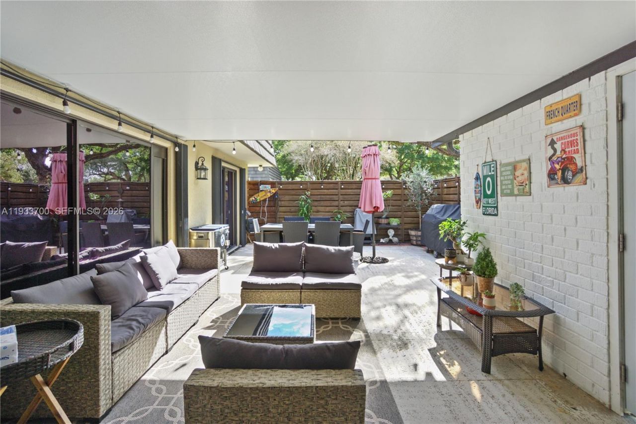 1003 10th Ter, Palm Beach Gardens, FL 33418 Photo