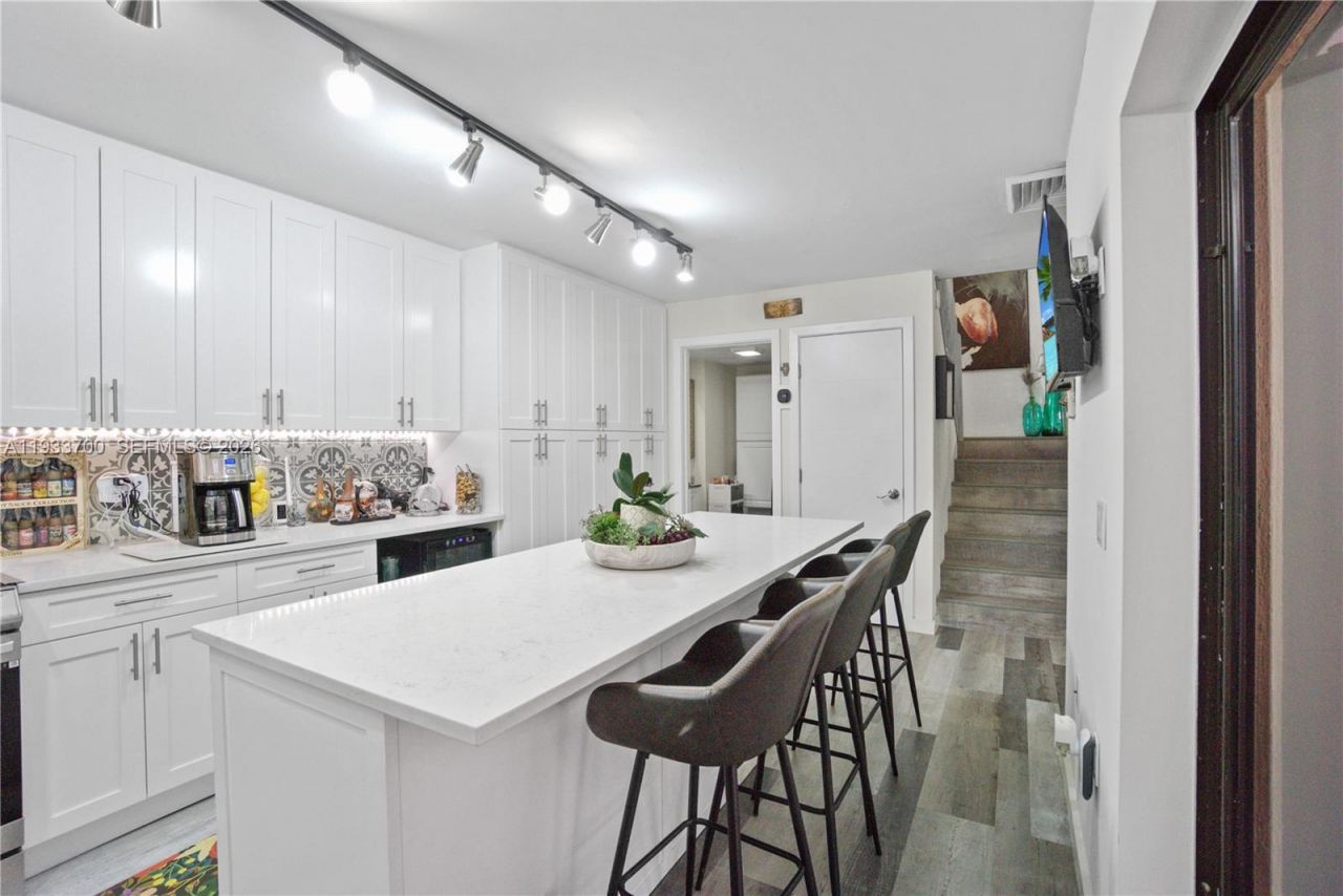 1003 10th Ter, Palm Beach Gardens, FL 33418 Photo