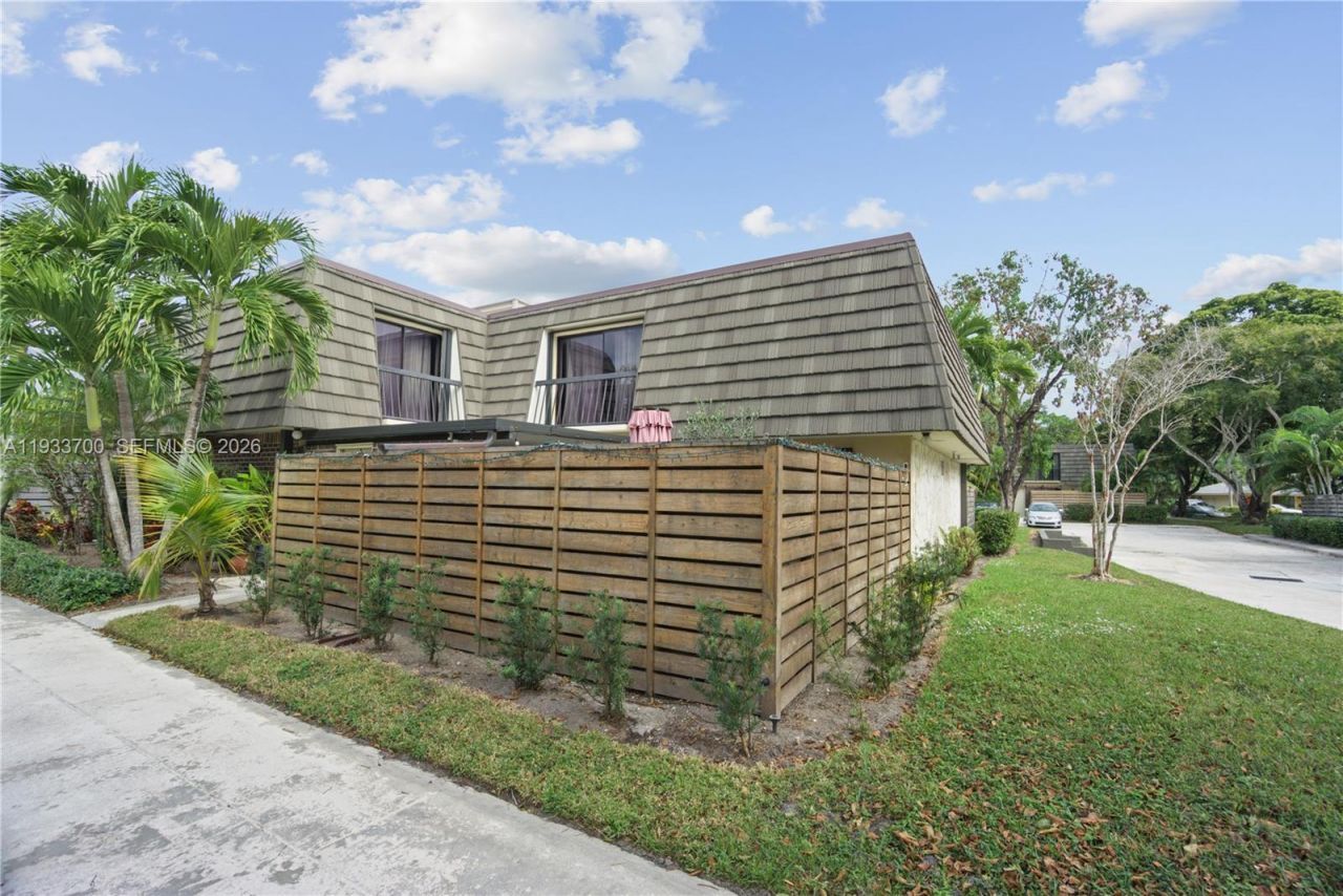 1003 10th Ter, Palm Beach Gardens, FL 33418 Photo