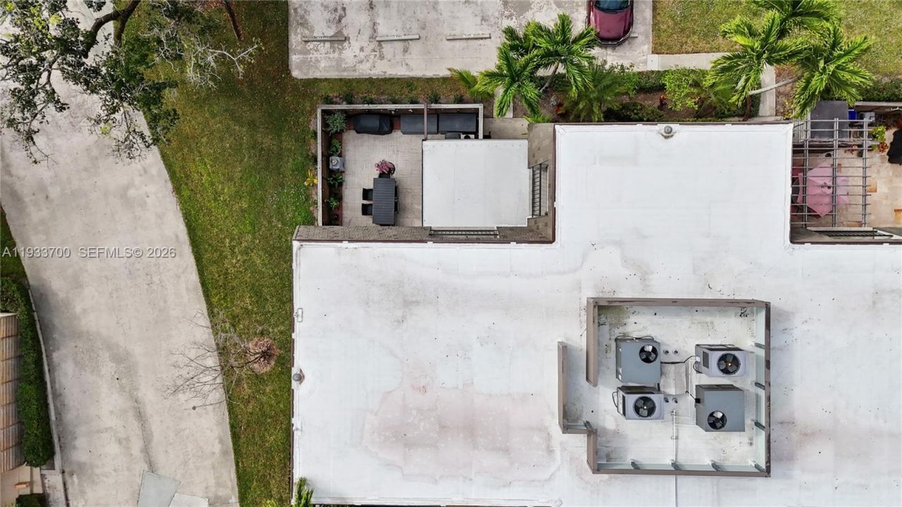 1003 10th Ter, Palm Beach Gardens, FL 33418 Photo