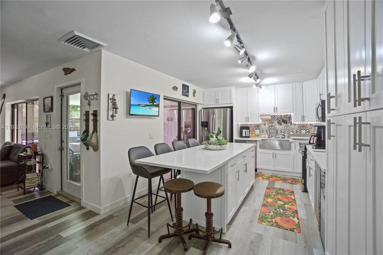 1003 10th Ter, Palm Beach Gardens, FL 33418 Photo