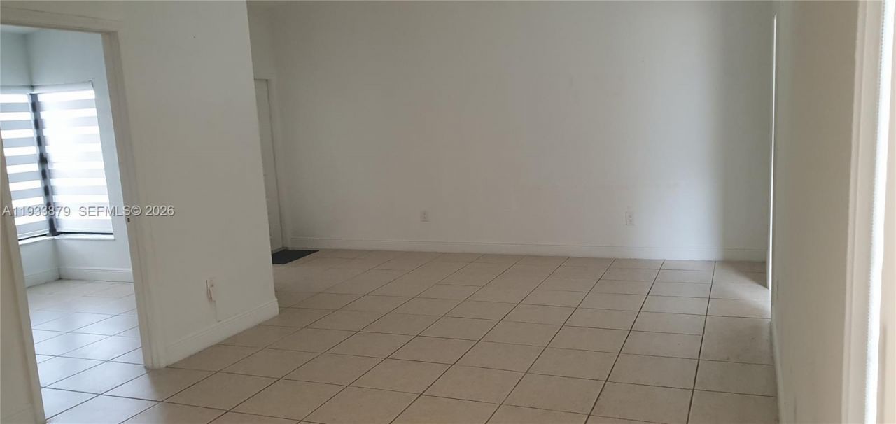 6702 SW 152nd Pl, Unit 28-02, Miami, FL 33193 Photo