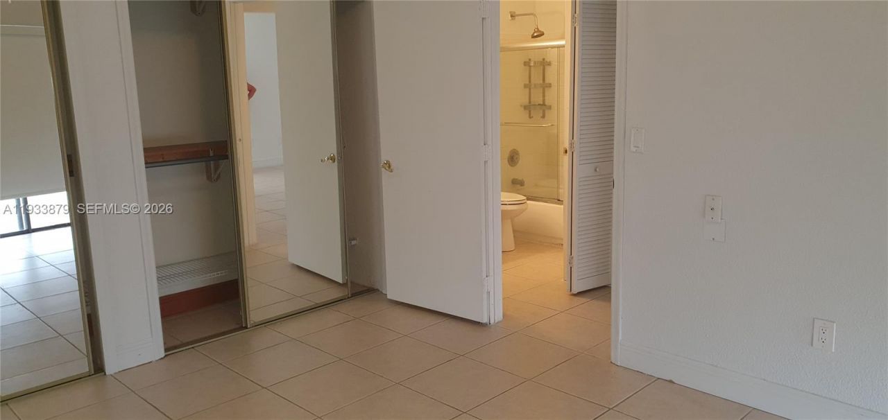 6702 SW 152nd Pl, Unit 28-02, Miami, FL 33193 Photo