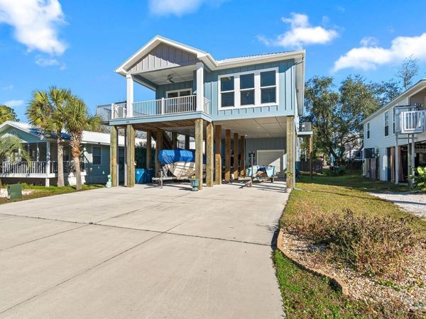 5492 Wolfhead Ave, Orange Beach, AL 36561