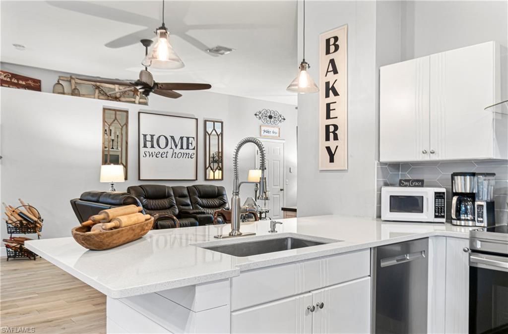 4656 Varsity Cir, Lehigh Acres, FL 33971 Photo