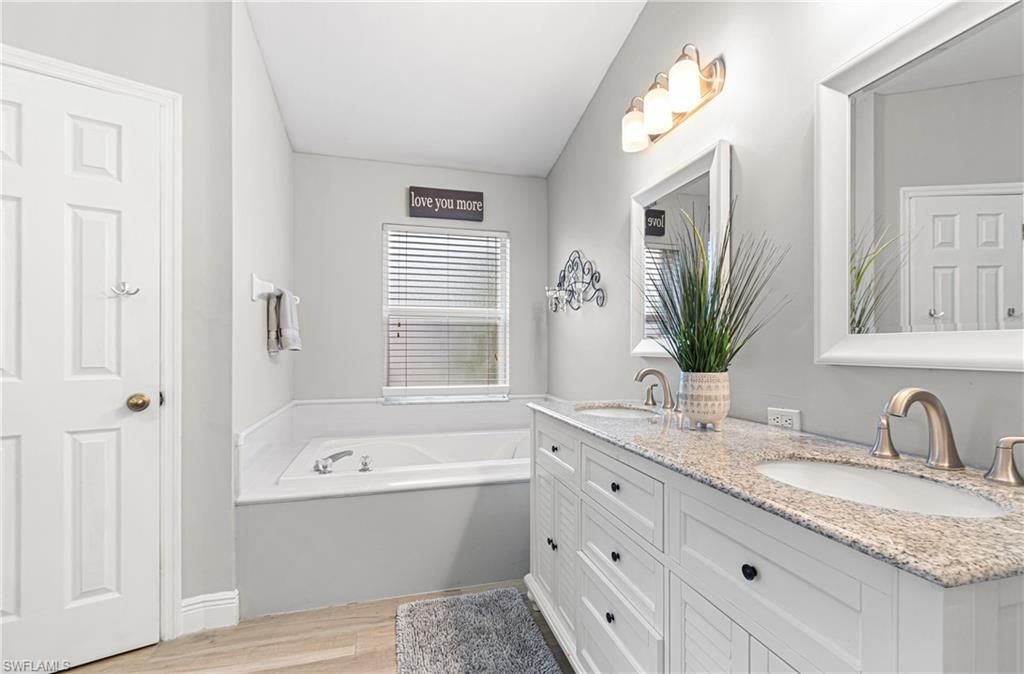 4656 Varsity Cir, Lehigh Acres, FL 33971 Photo