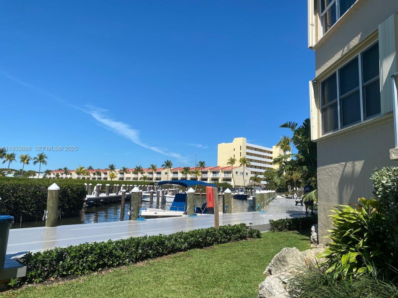 88500 Overseas Hwy, Unit 301, Tavernier, FL 33070 Photo