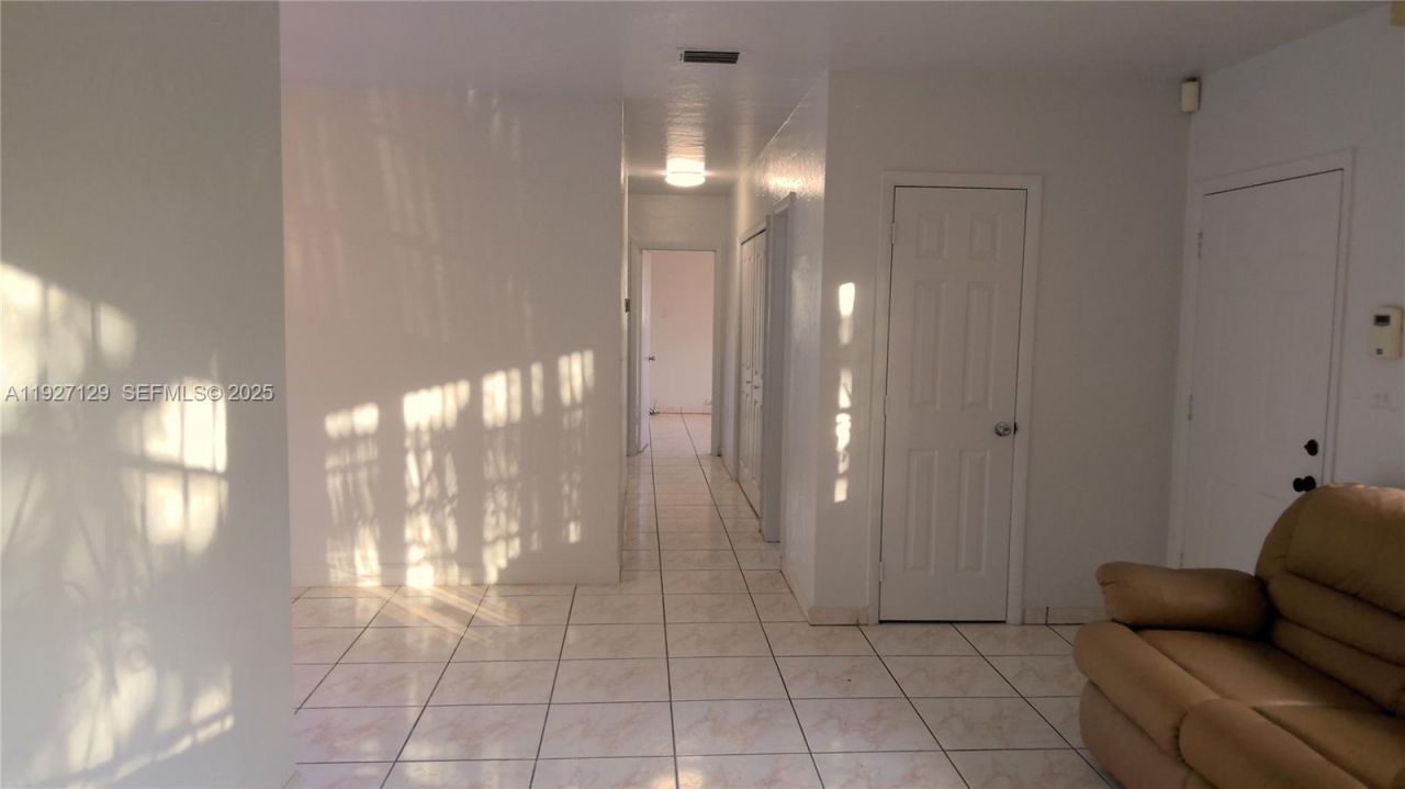 3825 NW 168th Ter , Miami Gardens, FL 33055 Photo
