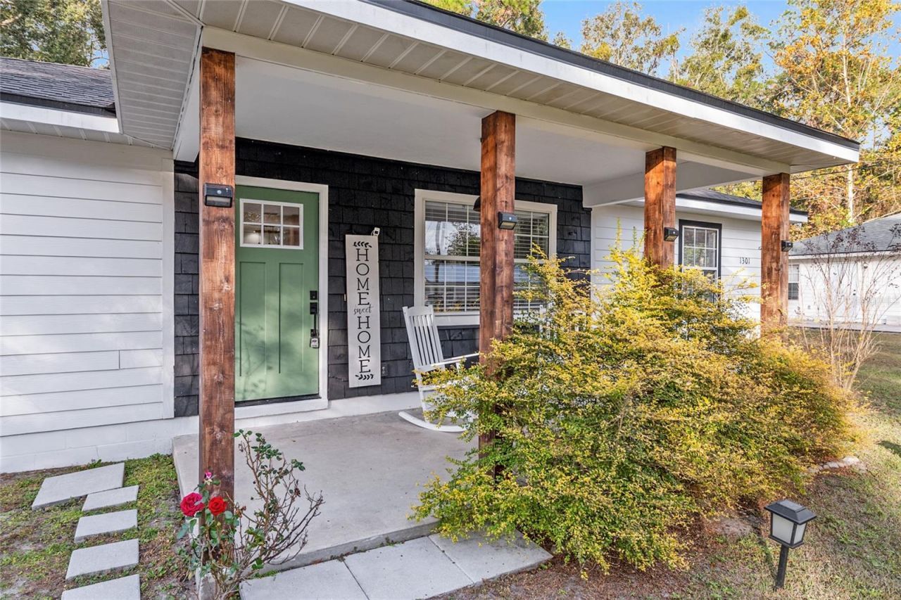 1301 SW 4th Avenue, Trenton, FL 32693 Main Photo