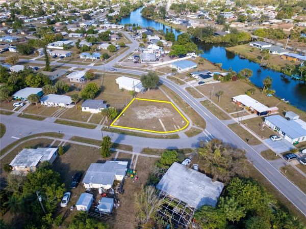 3476 CROTON TERRACE, PORT CHARLOTTE, FL 33952