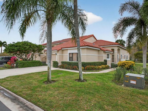 908 Windermere Way, Palm Beach Gardens, FL 33418