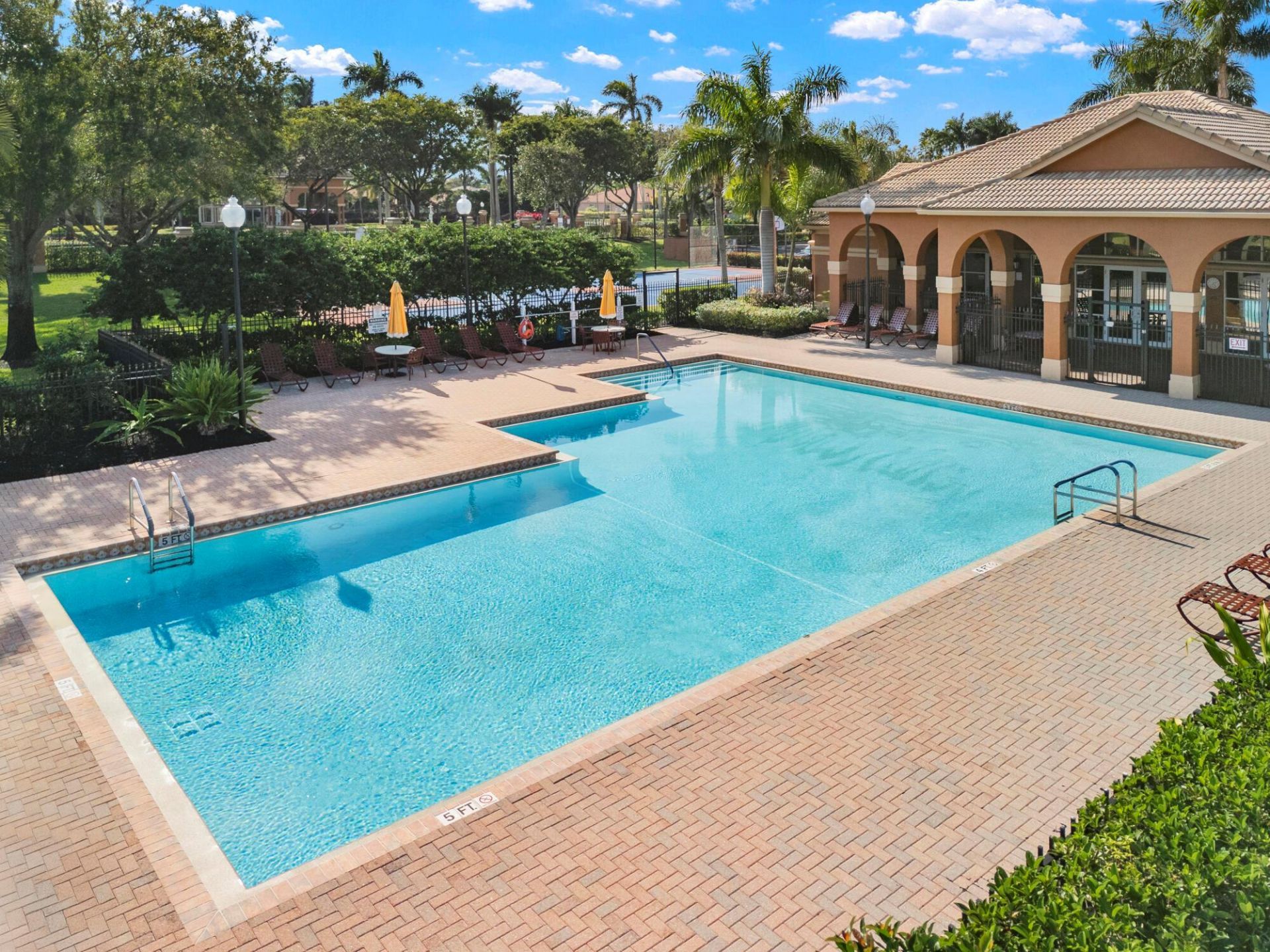 166 Bella Vista Way, Royal Palm Beach, FL 33411 Photo