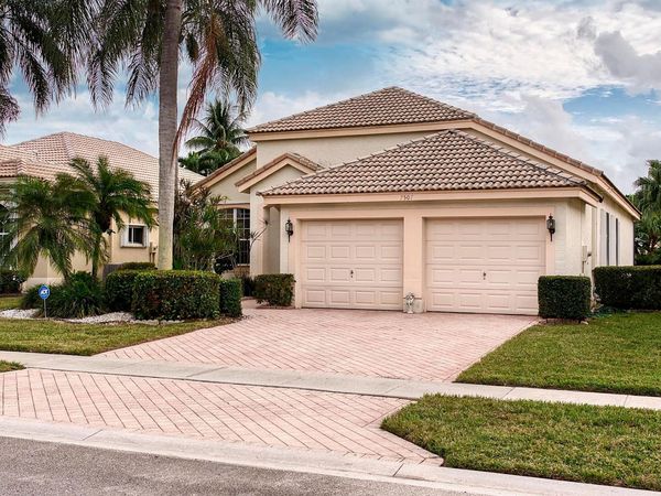 7507 Eagle Point Drive, Delray Beach, FL 33446