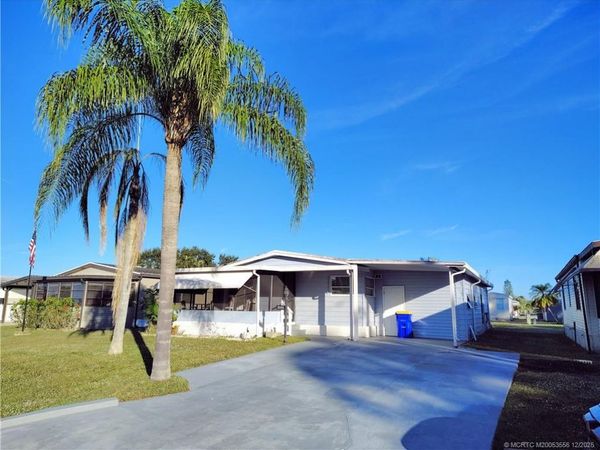 2581 SW Pontiac Place, Stuart, FL 34997