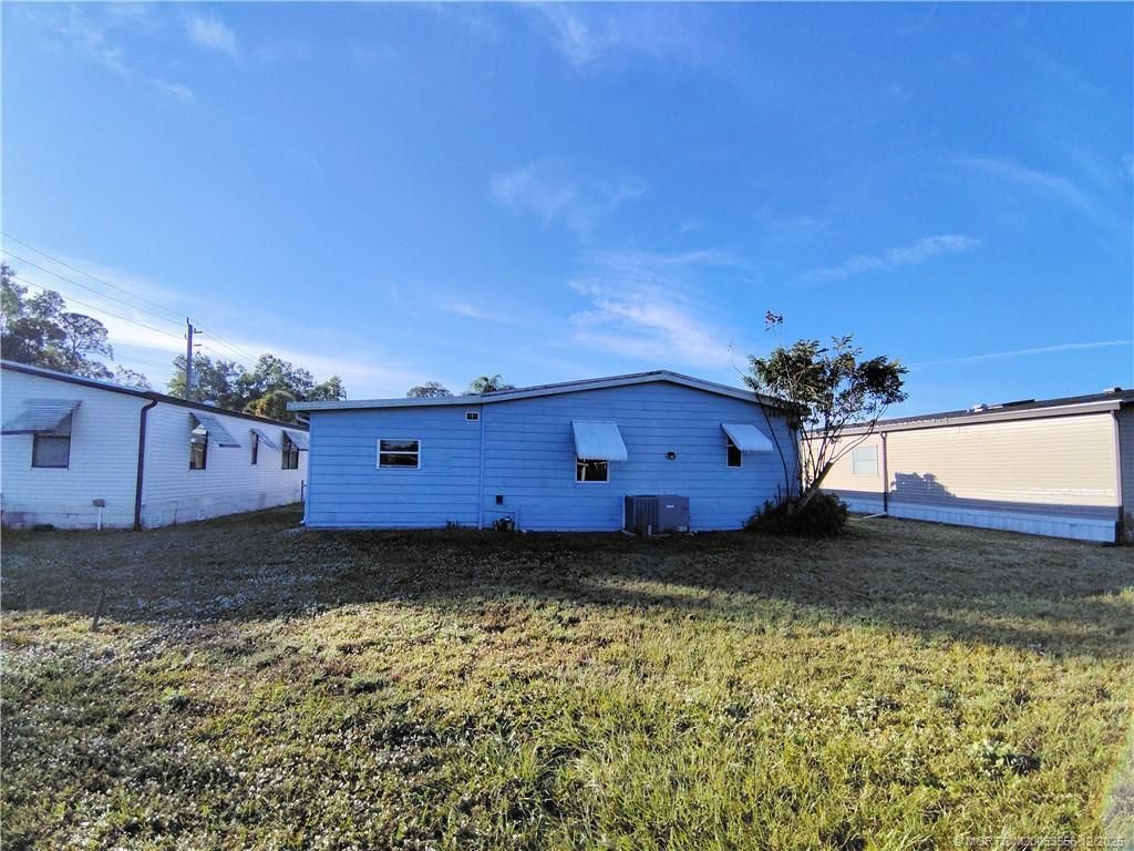 2581 SW Pontiac Place, Stuart, FL 34997 Photo