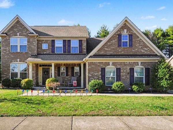 609 Goodman Dr, Gallatin, TN 37066