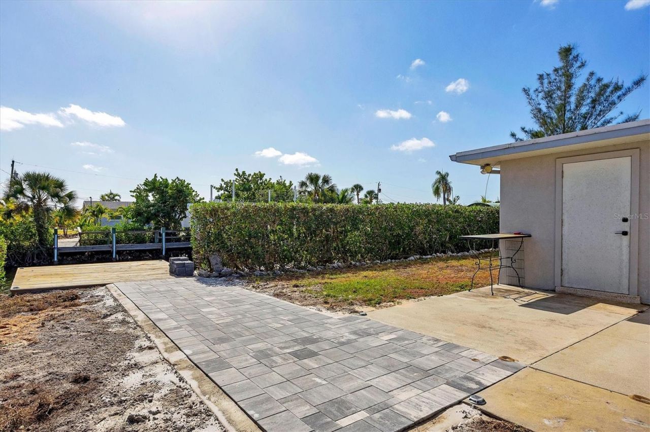 1073 Alston Lane, Englewood, FL 34223 Photo