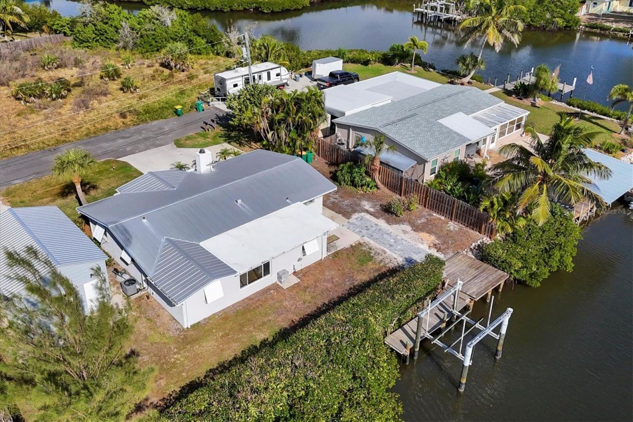 1073 Alston Lane, Englewood, FL 34223 Photo