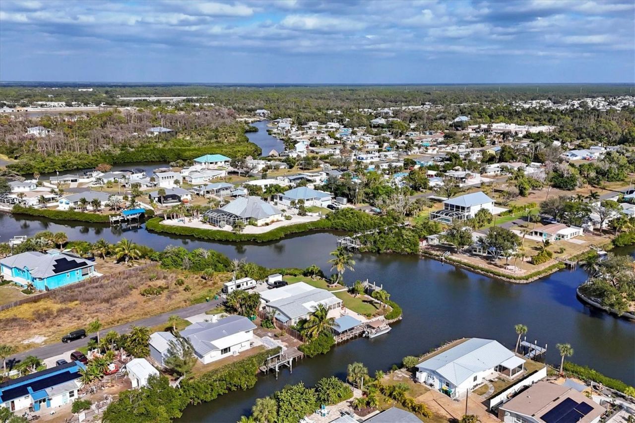 1073 Alston Lane, Englewood, FL 34223 Photo
