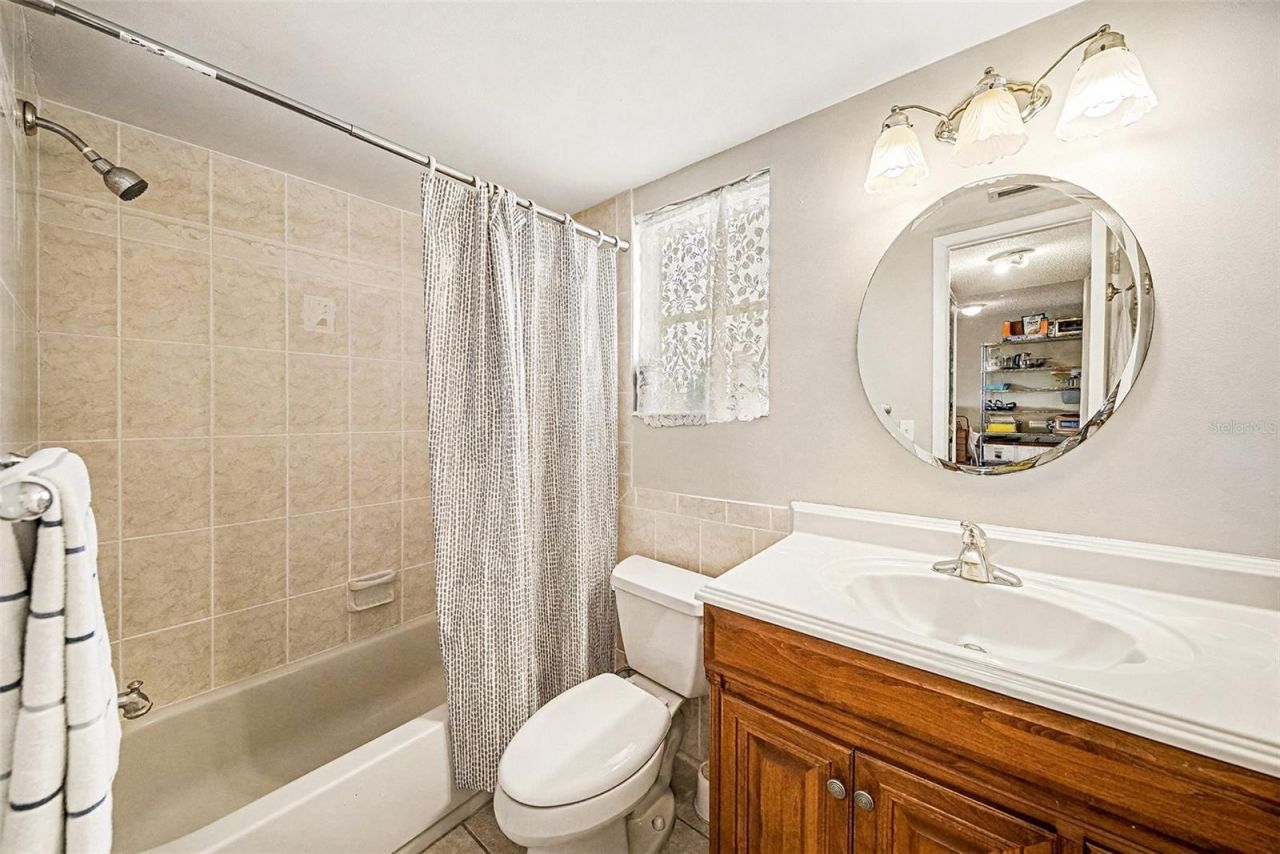 801 83rd Avenue N, Unit 415, Saint Petersburg, FL 33702 Photo