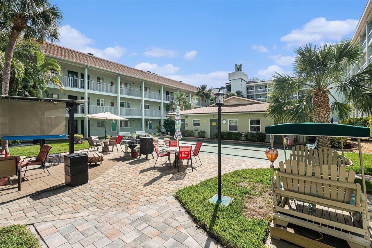 801 83rd Avenue N, Unit 415, Saint Petersburg, FL 33702 Photo