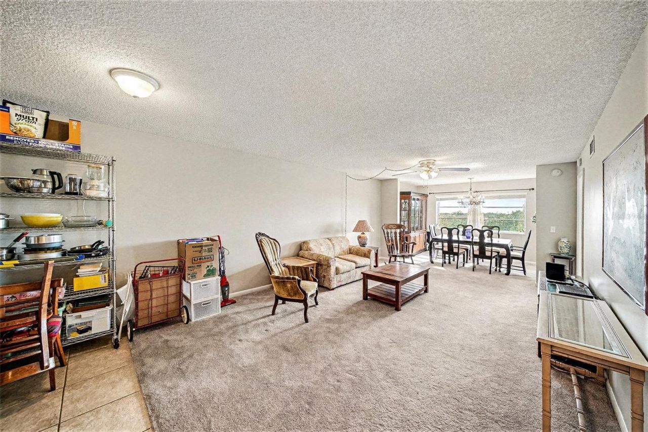 801 83rd Avenue N, Unit 415, Saint Petersburg, FL 33702 Photo