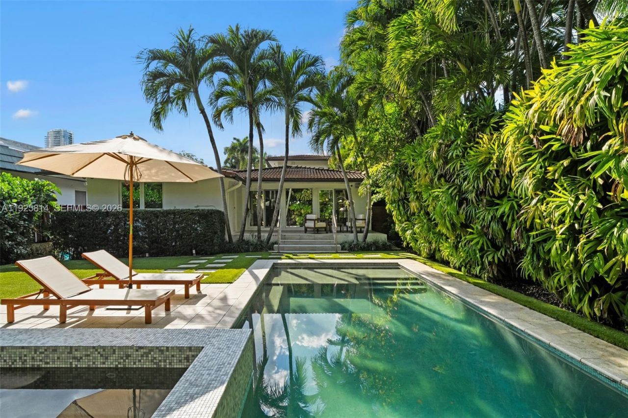 45 SW 19th Rd, Miami, FL 33129 Photo