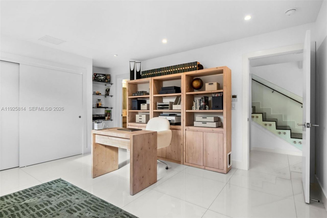 45 SW 19th Rd, Miami, FL 33129 Photo