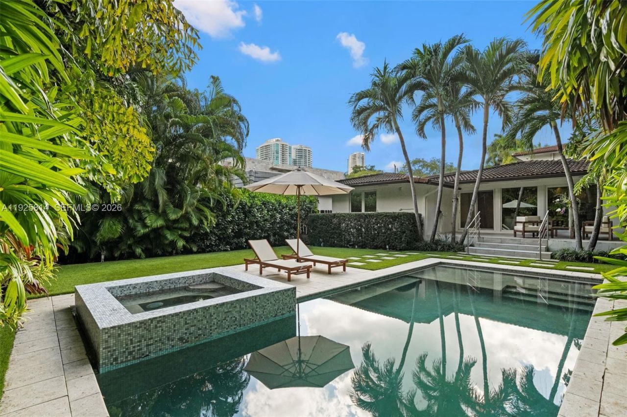 45 SW 19th Rd, Miami, FL 33129 Photo