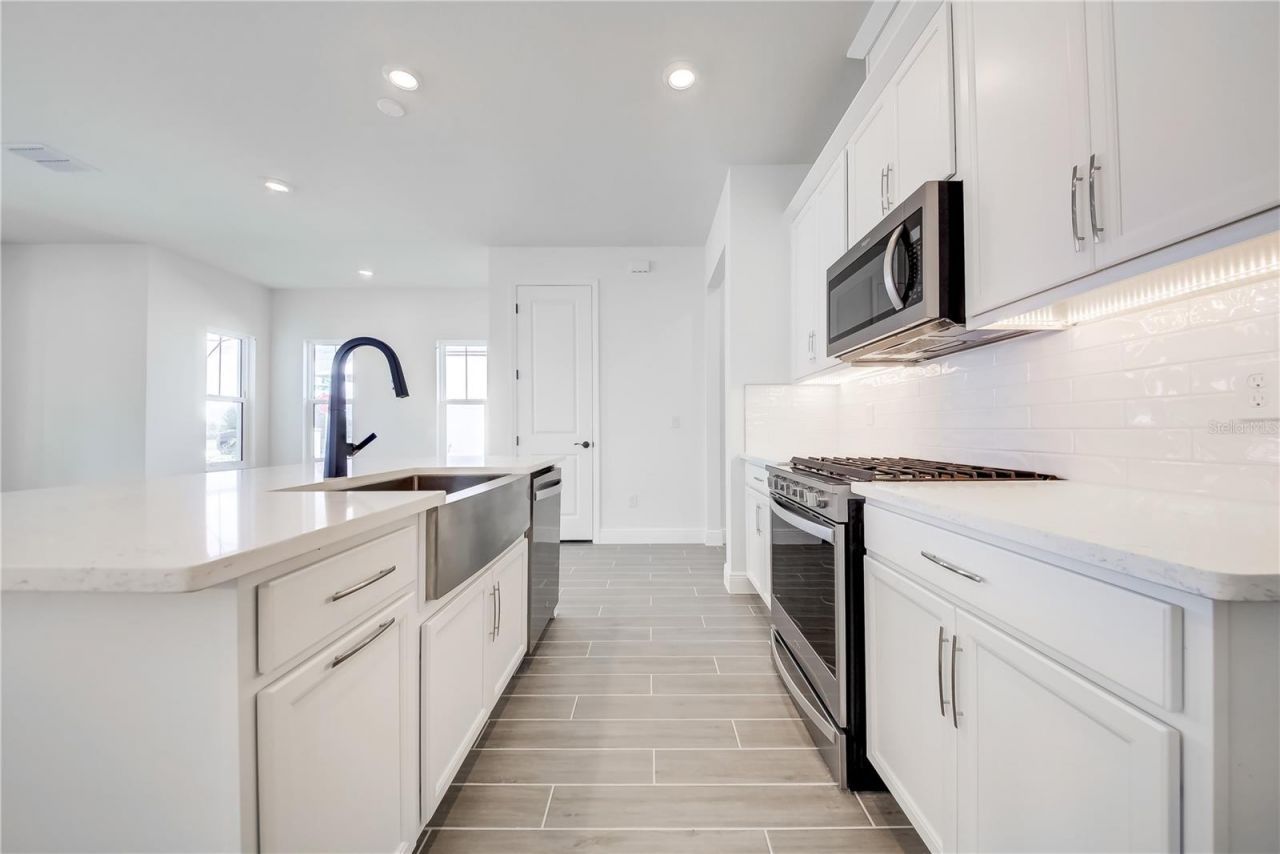 208 Eagleston Lane, Lakewood Ranch, FL 34240 Photo