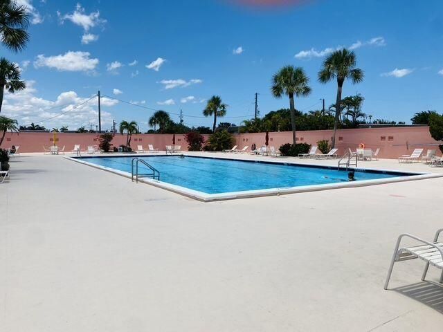1351 Bayshore Drive, Unit 105, Fort Pierce, FL 34949 Photo