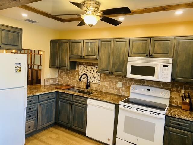 1351 Bayshore Drive, Unit 105, Fort Pierce, FL 34949 Photo