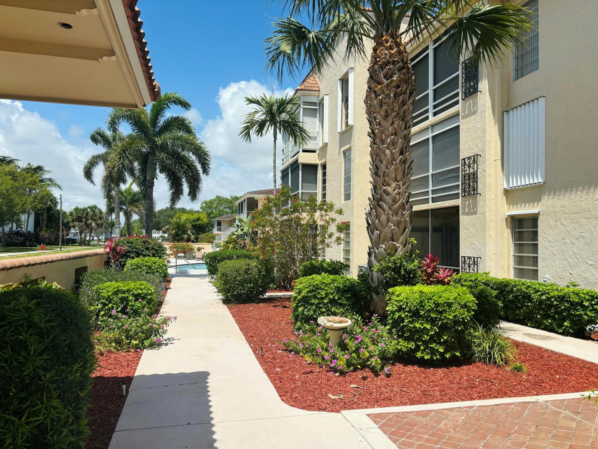 331 SW 8th Street, Unit 2-C-E, Boca Raton, FL 33432 Photo