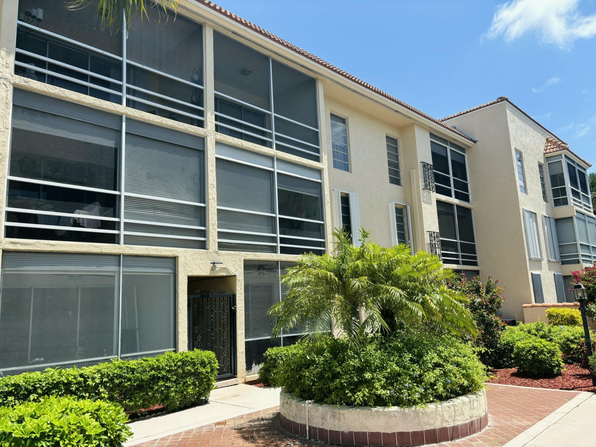331 SW 8th Street, Unit 2-C-E, Boca Raton, FL 33432 Photo