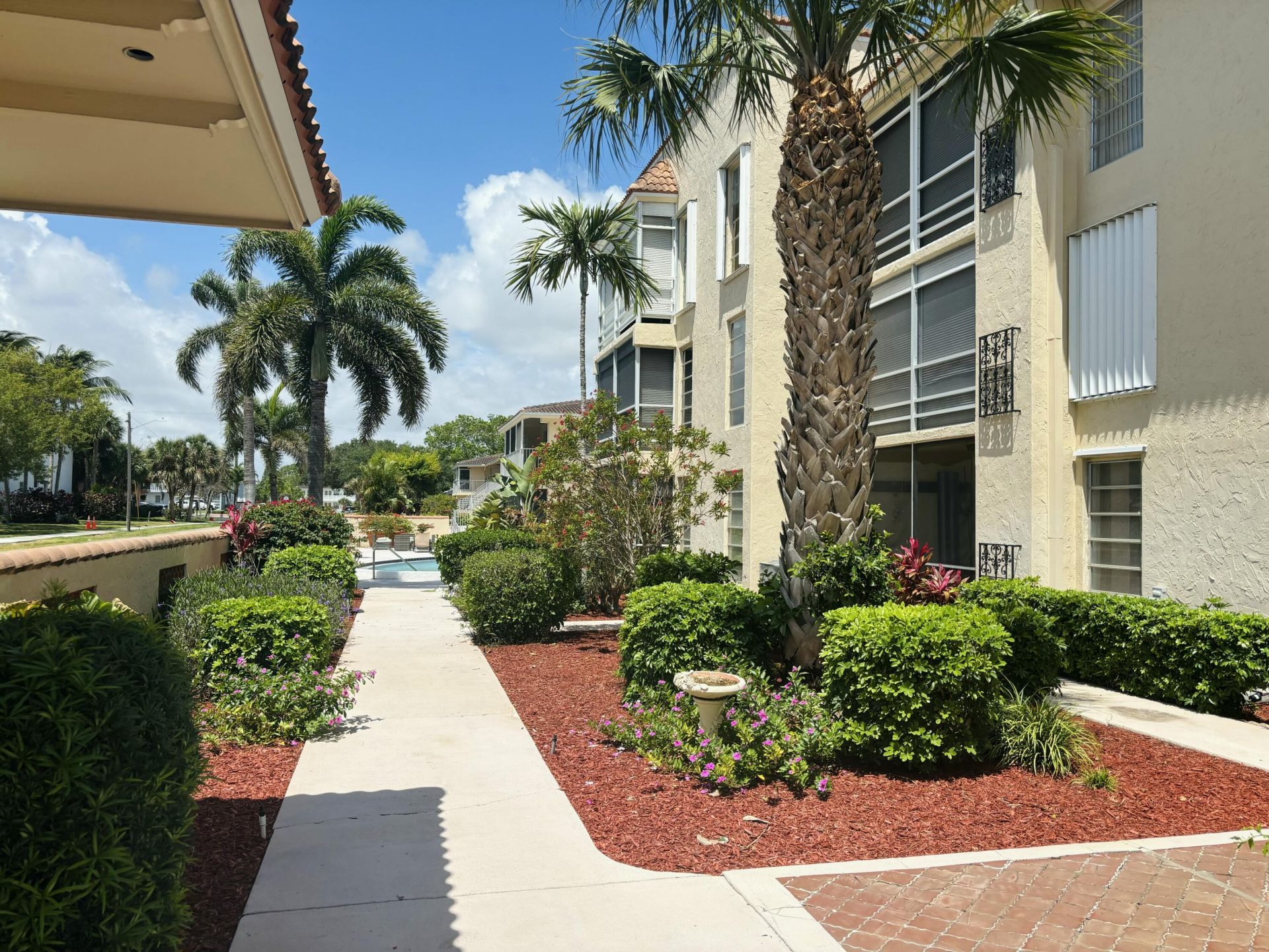 331 SW 8th Street, Unit 2-C-E, Boca Raton, FL 33432 Photo