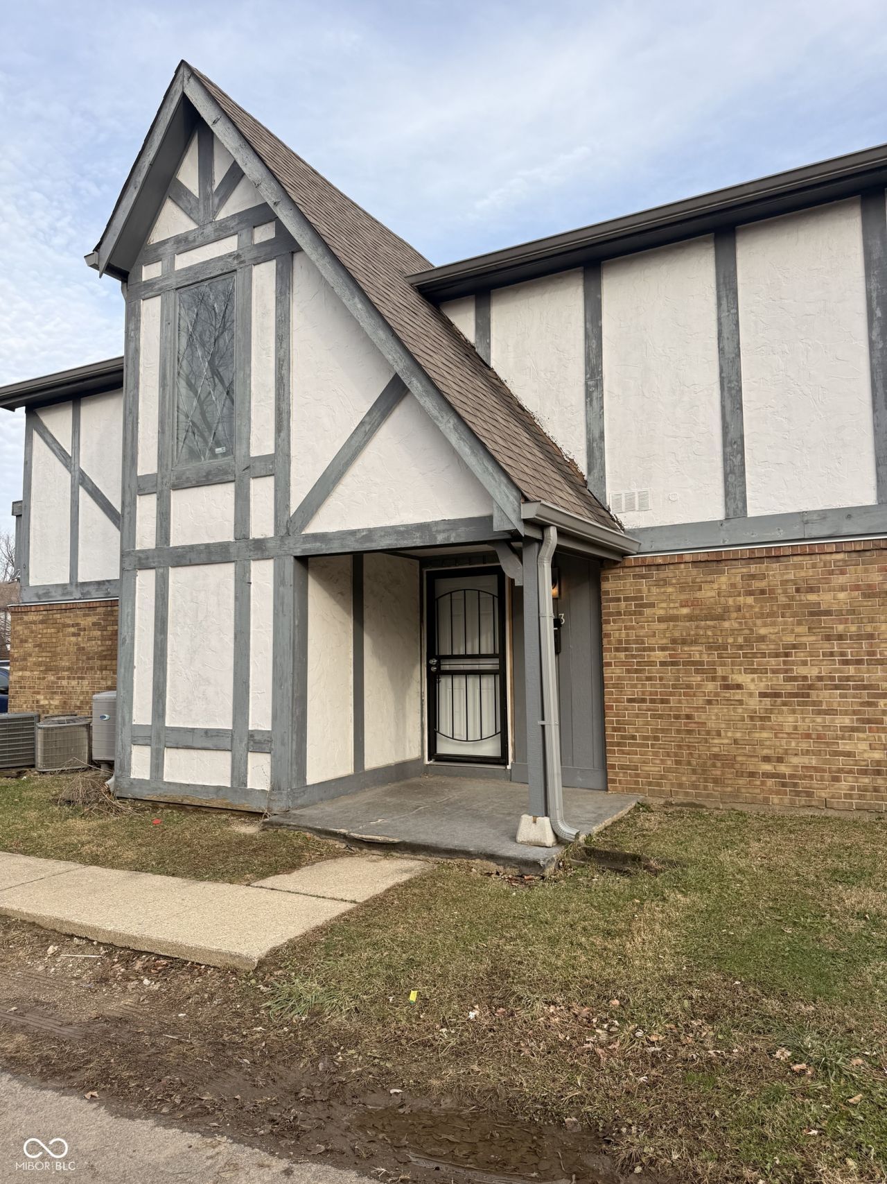 9783 Kingscross Court, Indianapolis, IN 46235 Main Photo