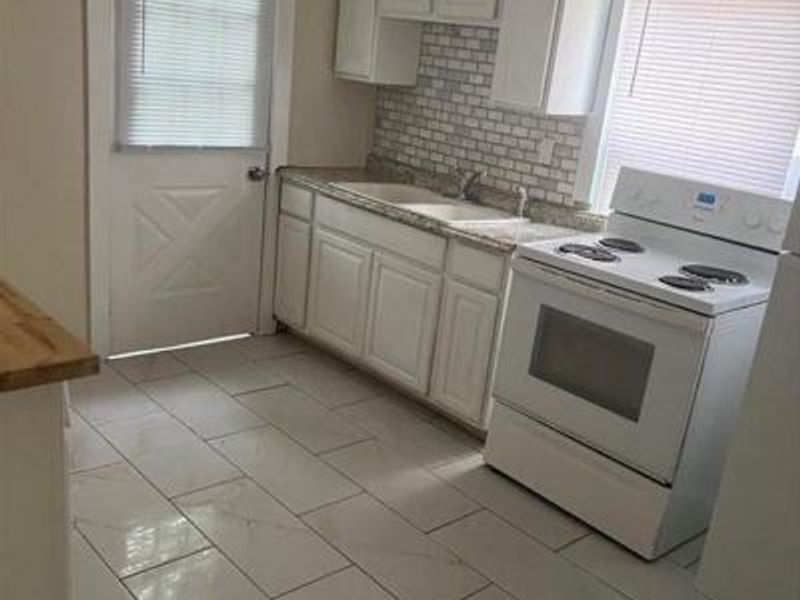 208 Heaton Avenue, Dayton, OH 45410 Photo 2