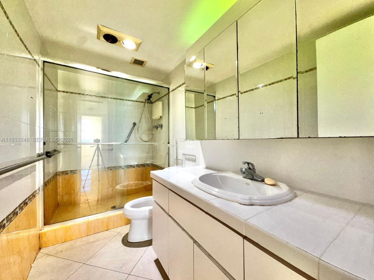 1980 S Ocean Dr, Unit 20Q, Hallandale Beach, FL 33009 Photo