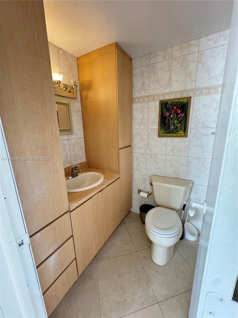 1980 S Ocean Dr, Unit 20Q, Hallandale Beach, FL 33009 Photo