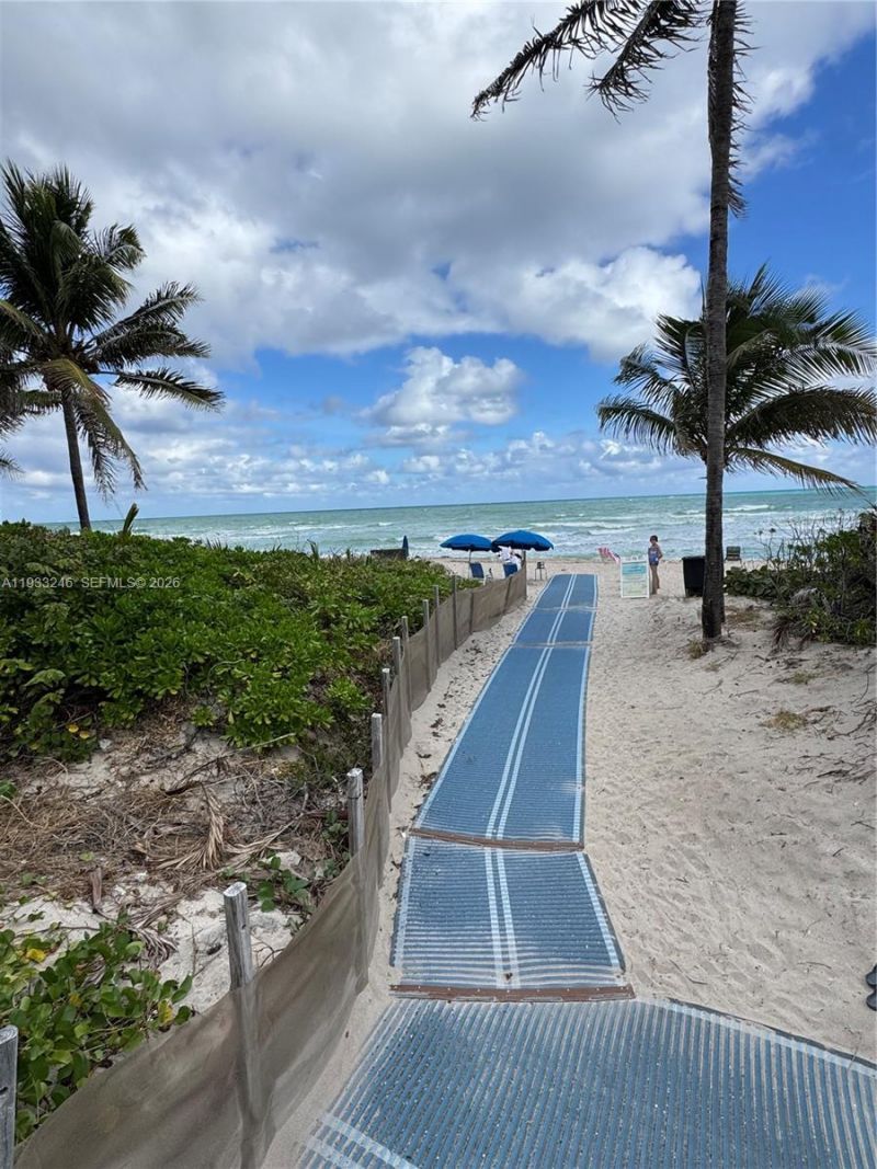 1980 S Ocean Dr, Unit 20Q, Hallandale Beach, FL 33009 Photo