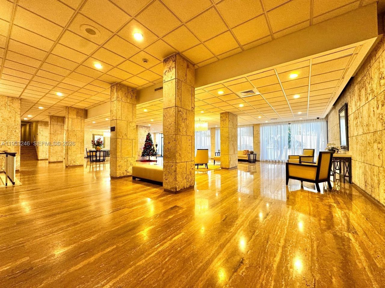 1980 S Ocean Dr, Unit 20Q, Hallandale Beach, FL 33009 Photo