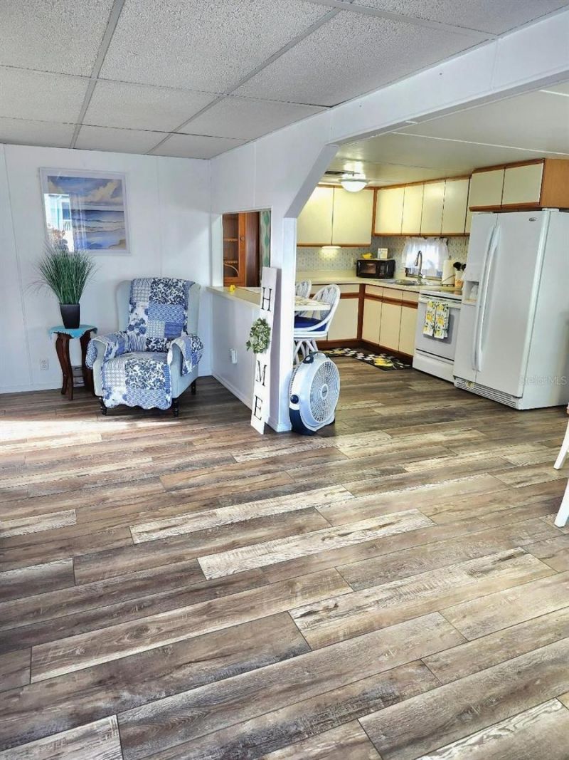 1912 Iowa Avenue, Bradenton, FL 34207 Photo