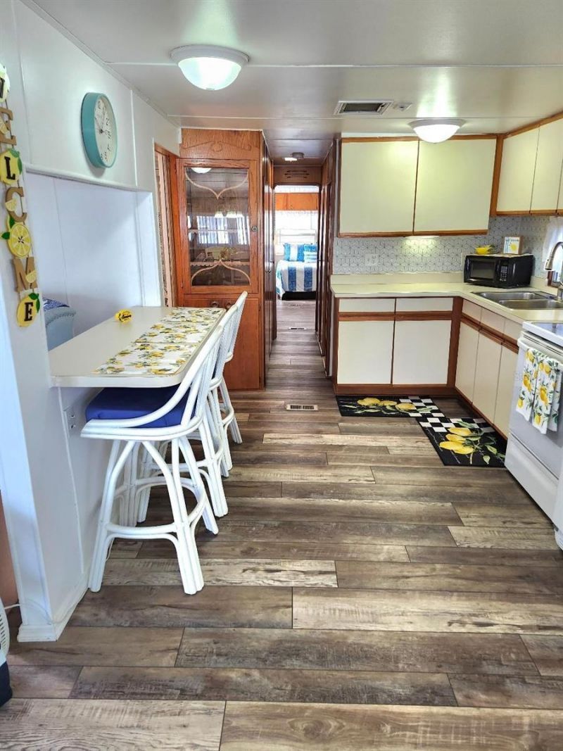 1912 Iowa Avenue, Bradenton, FL 34207 Photo