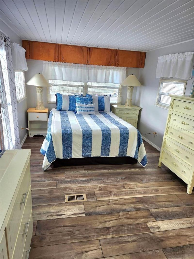 1912 Iowa Avenue, Bradenton, FL 34207 Photo